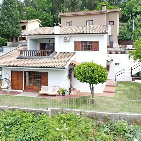 Miradouro 13 Holiday home